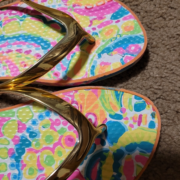 Lilly Pulitzer flip flops, size 6 - Picture 3 of 13